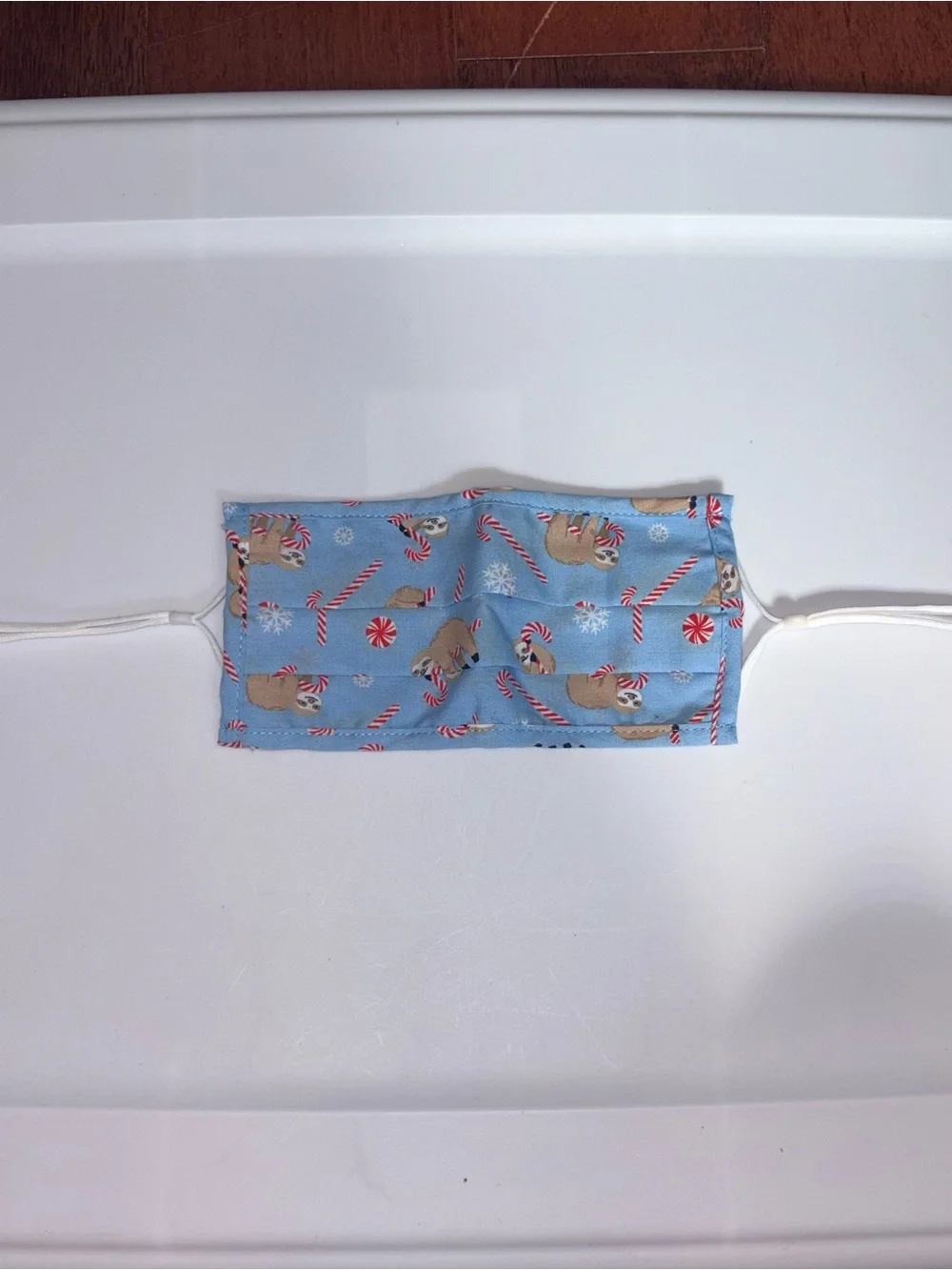 Old Navy NWOT Blue Peppermint Sloth Face Mask